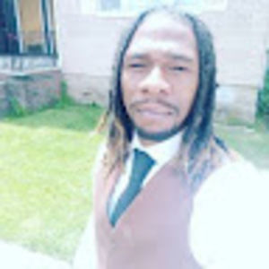 Meet your Posher, Emmanuel